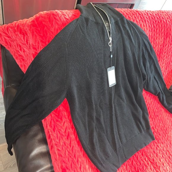 Armani Turtleneck Brand New (with tags) - Picture 2 of 4
